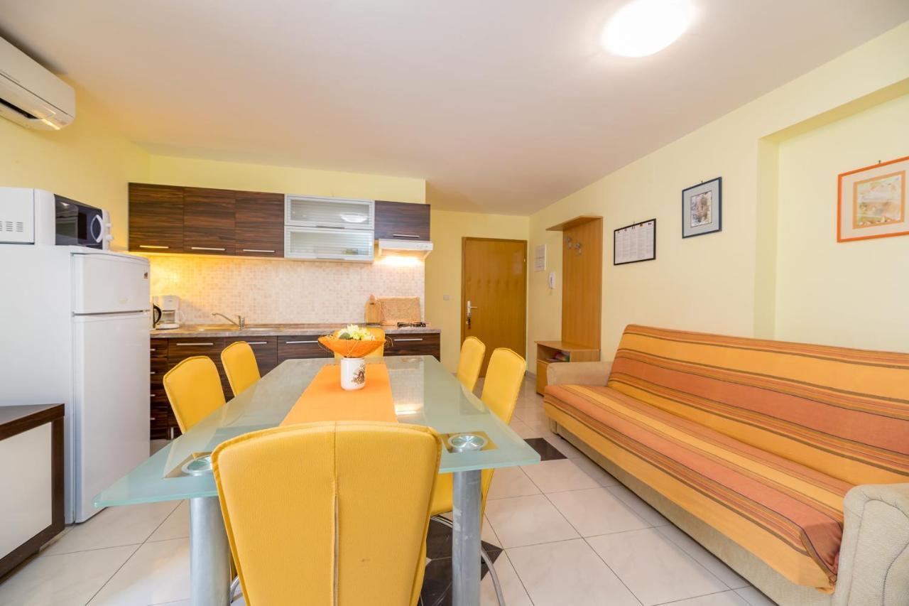 Apartments Ljubica Garden باشْكا المظهر الخارجي الصورة