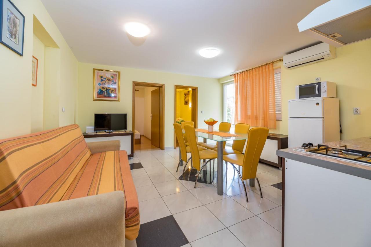 Apartments Ljubica Garden باشْكا المظهر الخارجي الصورة
