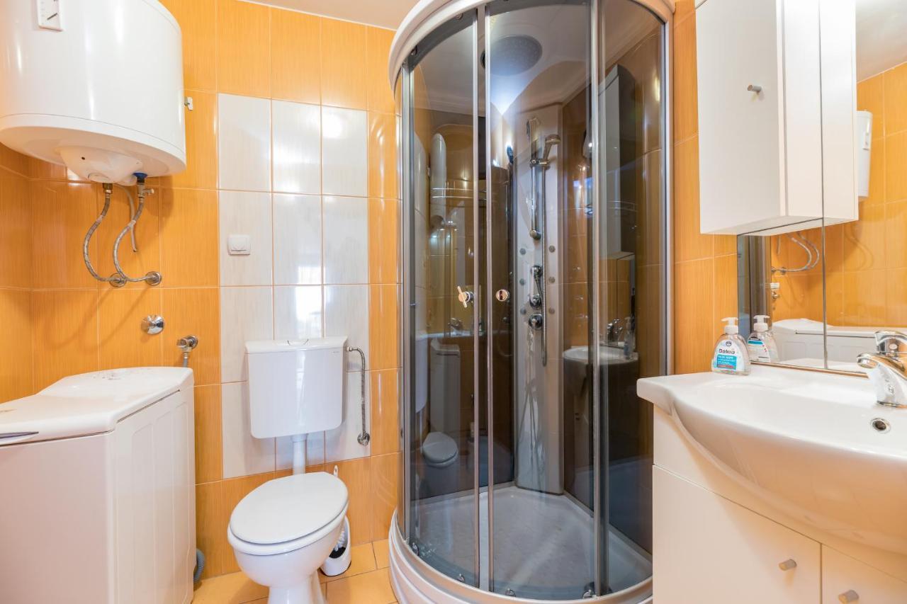 Apartments Ljubica Garden باشْكا المظهر الخارجي الصورة